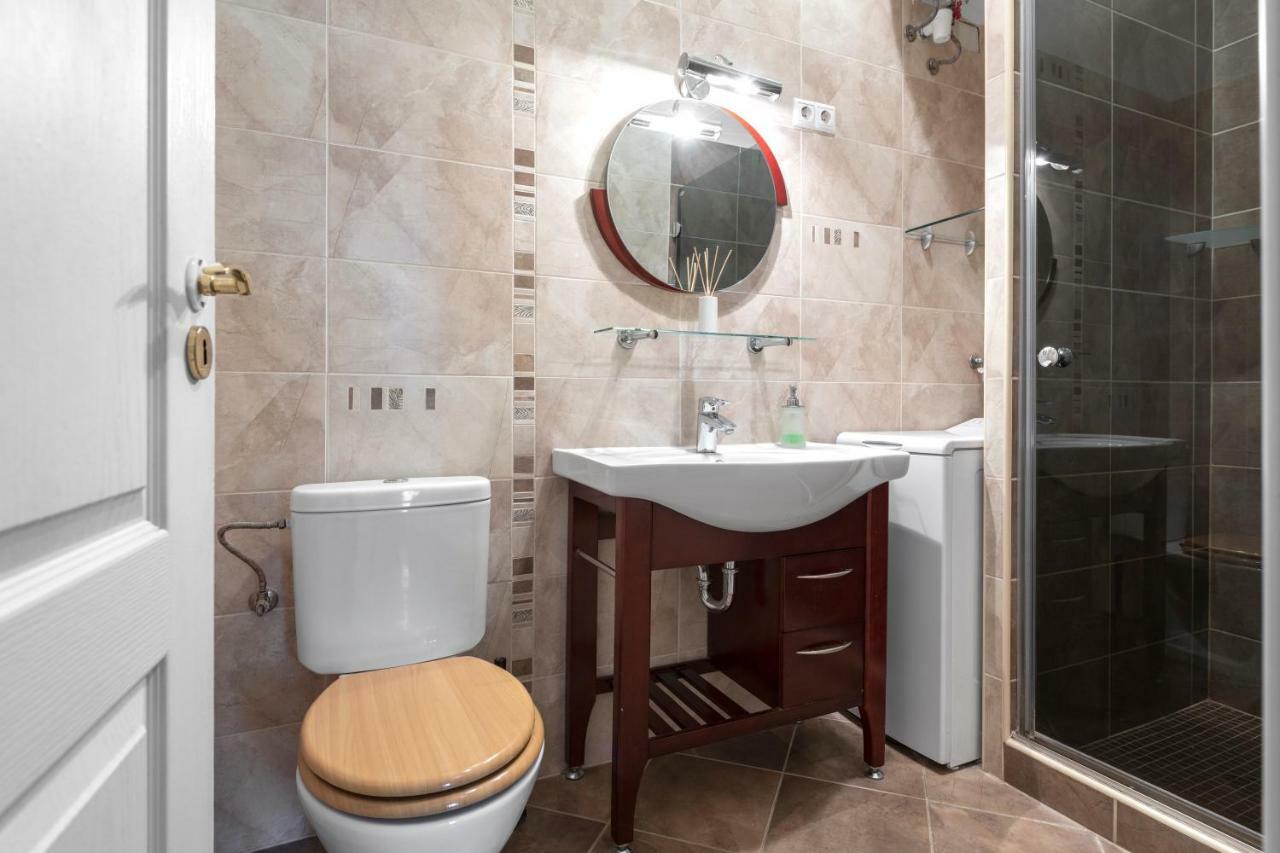 Lucifer Apartment Budapest Luaran gambar